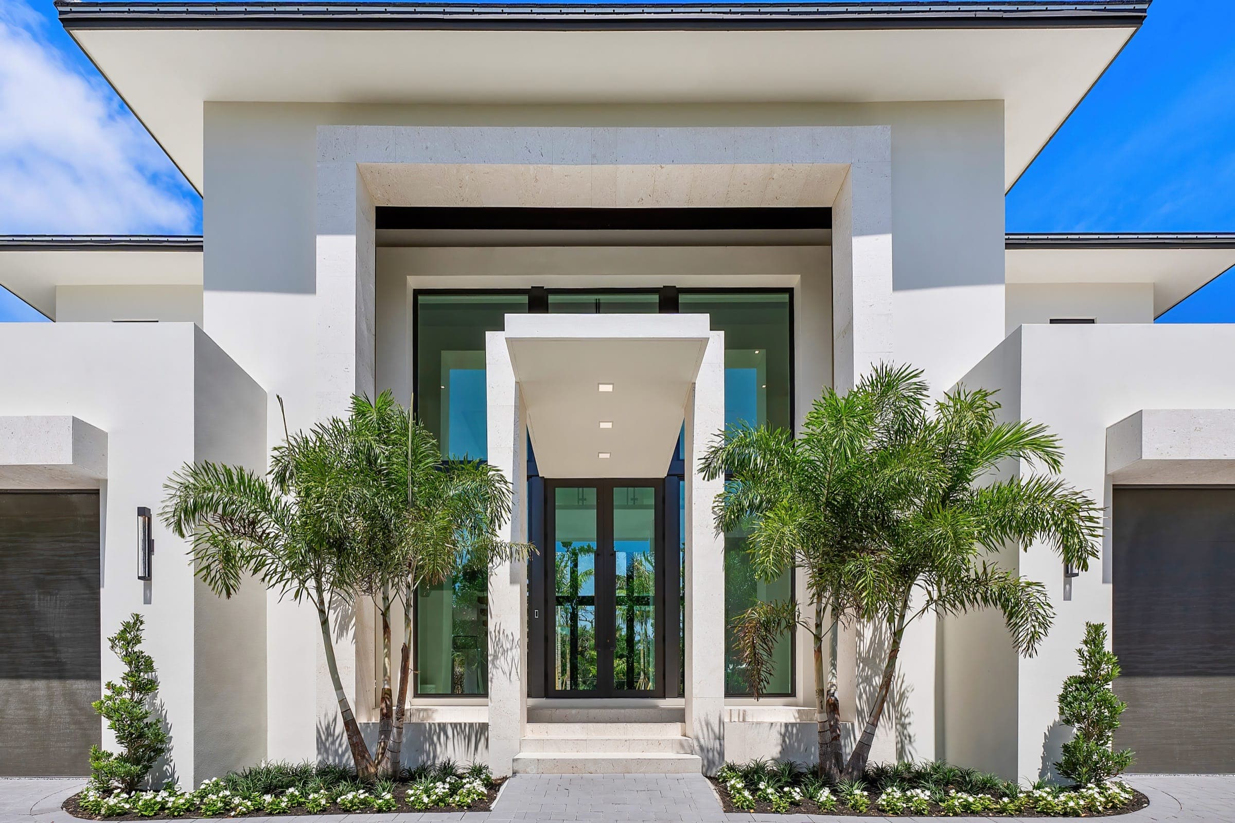 Coastal Construction: What Makes Building Near the Water Different | SouthShore Builders