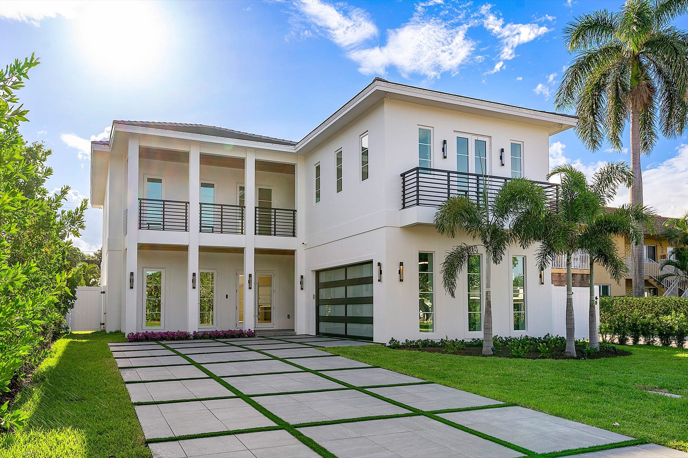 924 NE 9th Avenue | Modern Transitional by SouthShore Builders