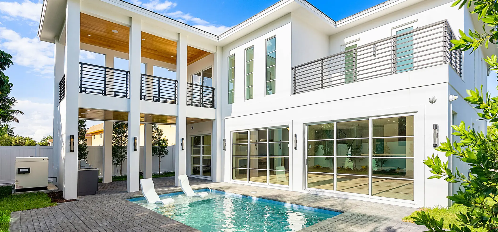 The Difference Between a General Contractor and a Construction Manager | SouthShore Builders