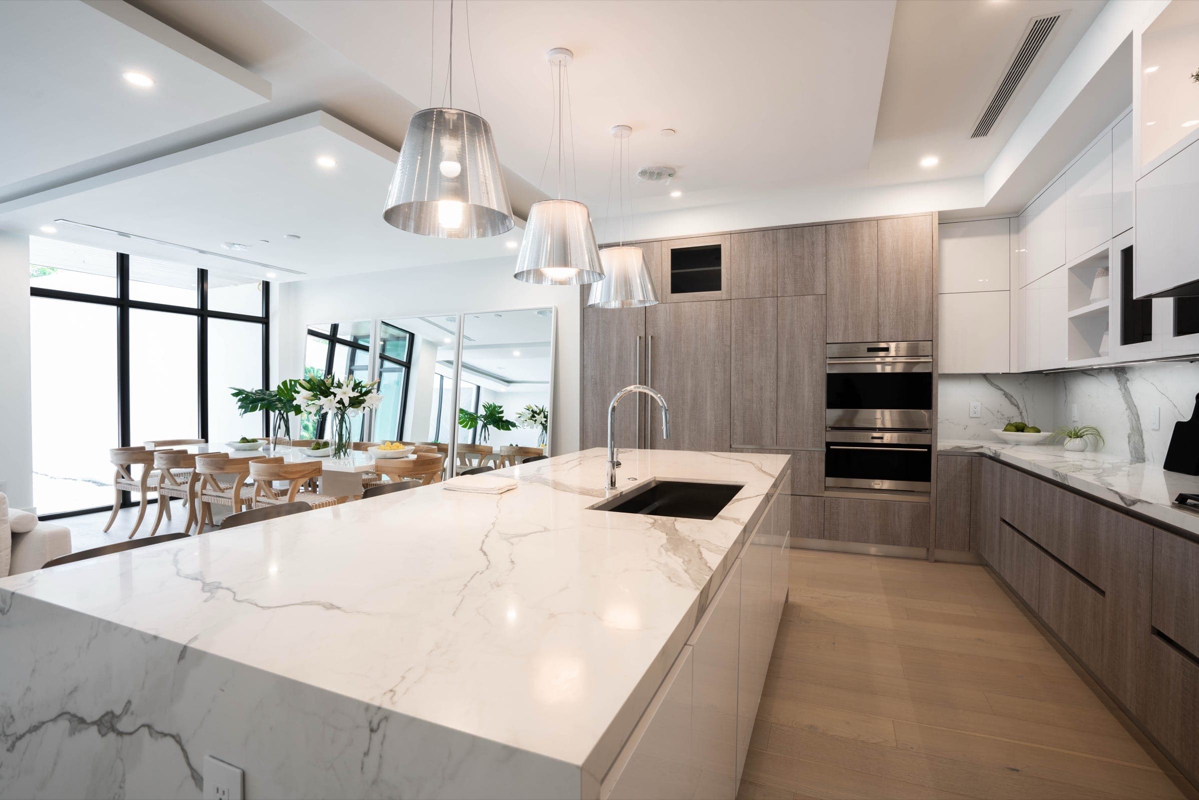 Casuarina Rd | Modern Multi-Family by SouthShore Builders