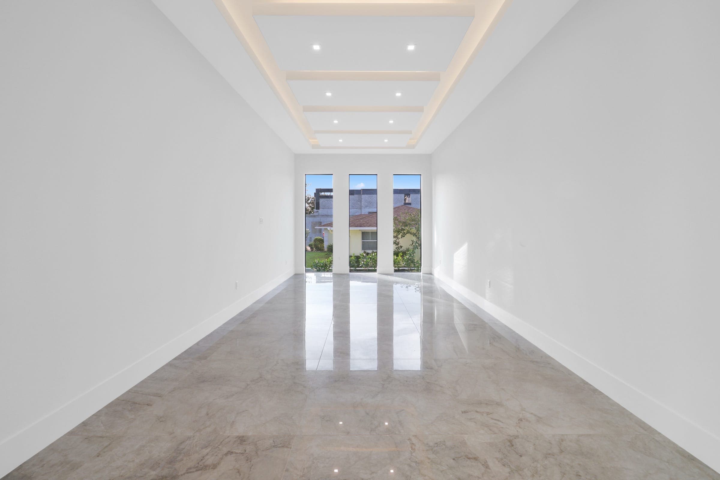 20 E Ocean Avenue | Transitional Modern by SouthShore Builders