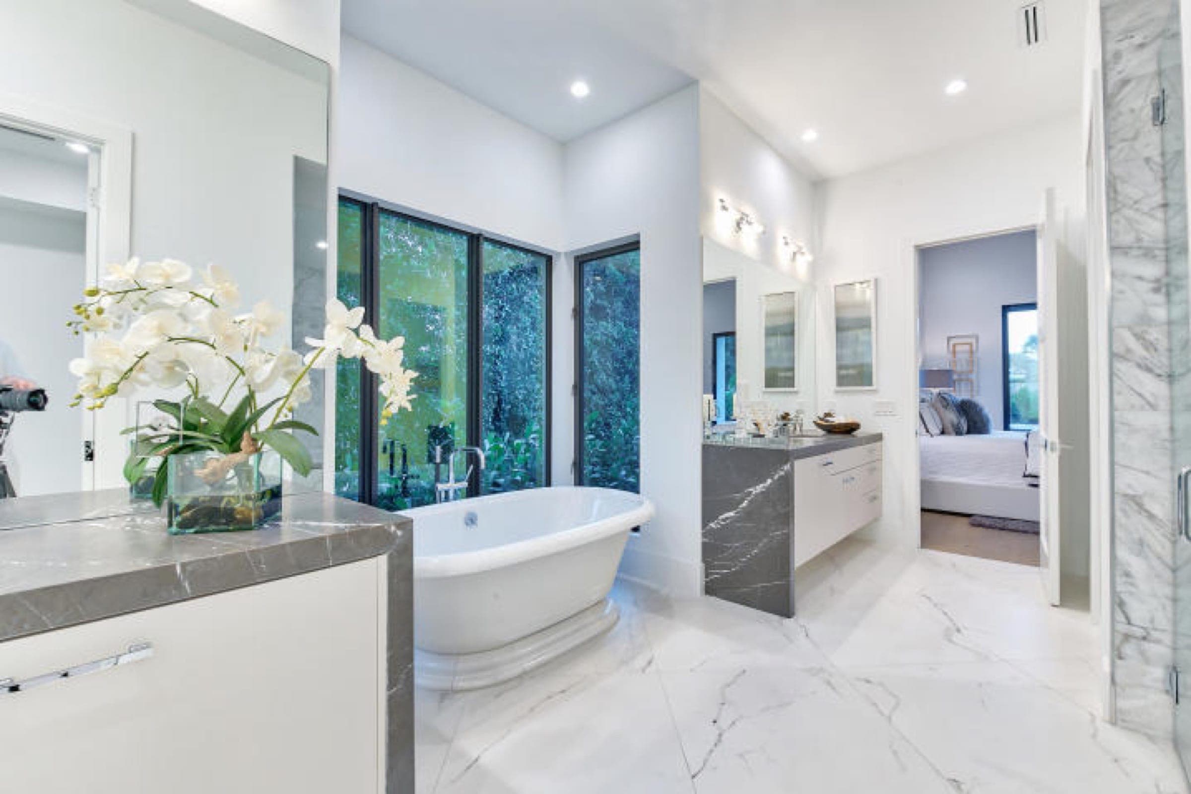 Primary Bathroom Design: The Spa Experience at Home | SouthShore Builders
